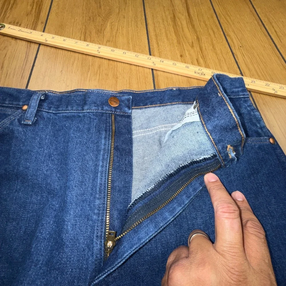Wrangler 936PWD Cowboy Cut Slim Fit Jeans Mens 38x29 Blue Indigo Denim Straight